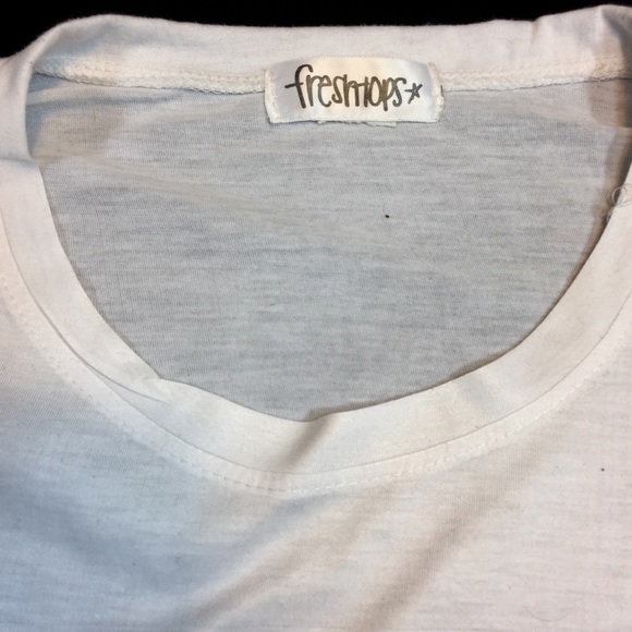 Freshtops cropped white tee “Midnight Memories” - Picture 3 of 4